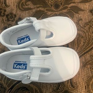 Baby girl keds